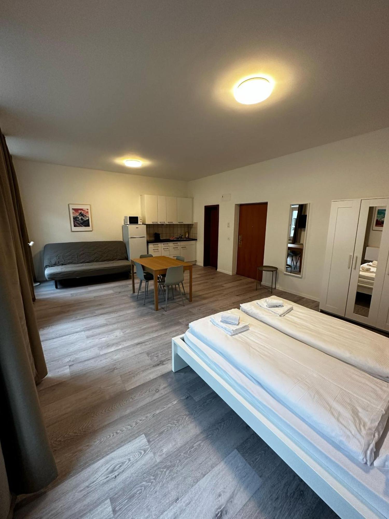 Hitrental Seefeld - Kreuzstrasse Apartments Zürich Eksteriør bilde