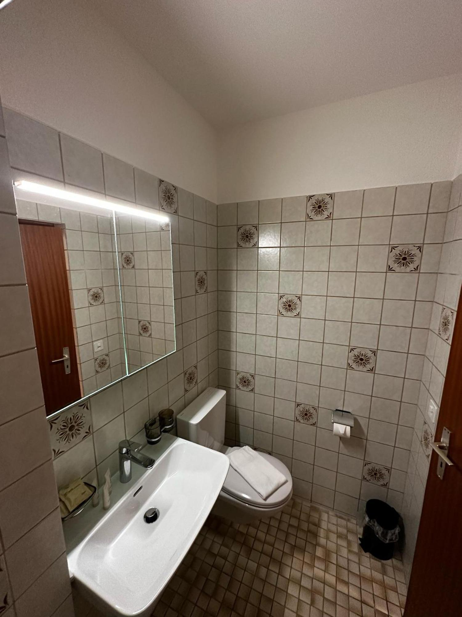 Hitrental Seefeld - Kreuzstrasse Apartments Zürich Eksteriør bilde