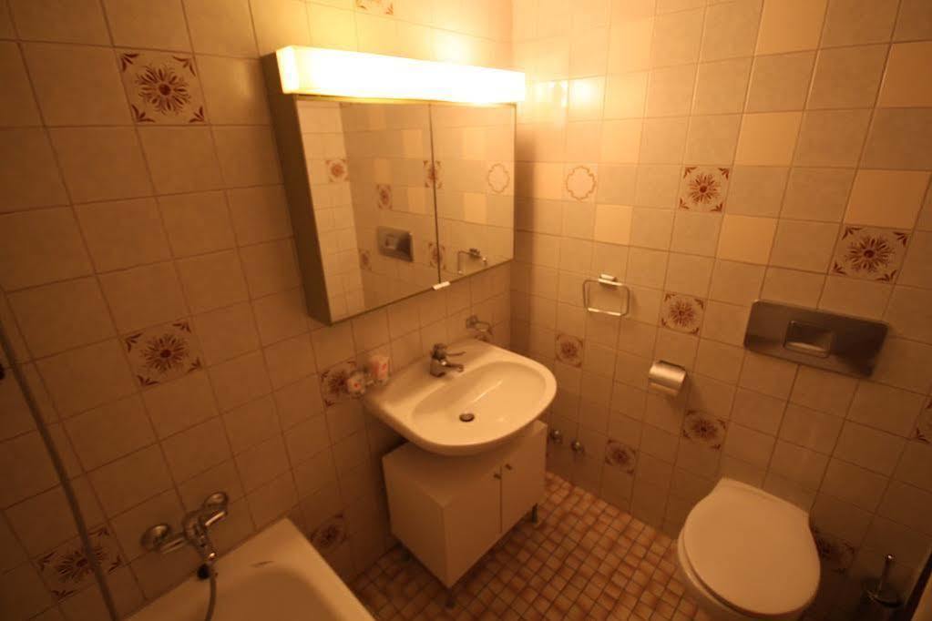 Hitrental Seefeld - Kreuzstrasse Apartments Zürich Eksteriør bilde