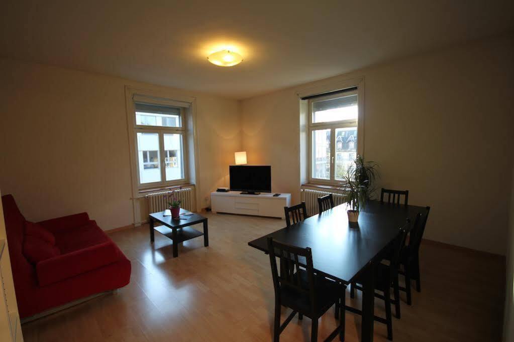 Hitrental Seefeld - Kreuzstrasse Apartments Zürich Eksteriør bilde